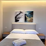 Izi Boutique Tirana