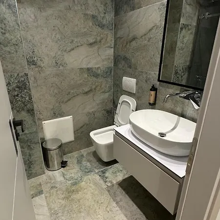 Izi Boutique Apartament *
