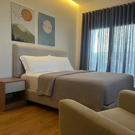 Izi Boutique Apartament *