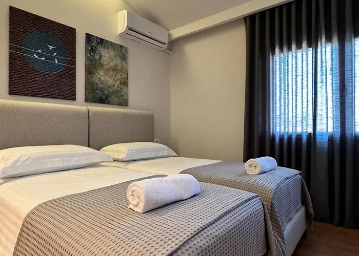 Izi Boutique تيرانا