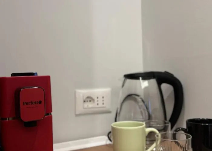 Izi Boutique * تيرانا