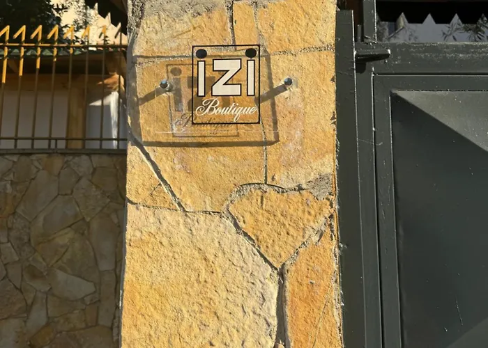 Izi Boutique شقة *